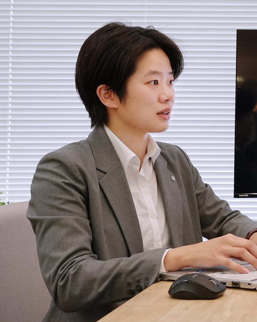 丁 志純さん